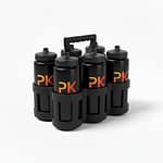 gourdes_noir Pack de gourdes de foot Hydra-Team comprenant six bouteilles noires et un panier de transport noir.