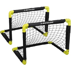 minigoals_1 Lot de deux mini buts de foot Dunlop pliables pour jardin et entraînement.