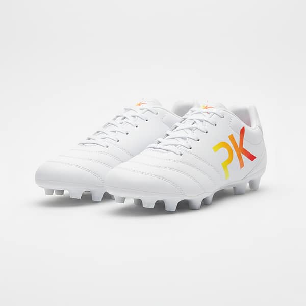 crampons_blanc Crampons Performance Elite